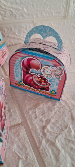 Lembrancinha Personalizada Alice no País das Maravilhas