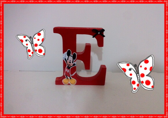 Letra em MDF personalizada Mickey