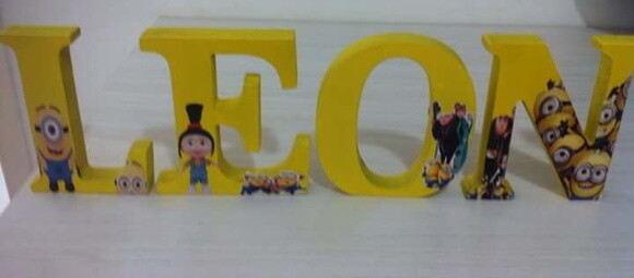 Letras em mdf personalizadas tema Minions / Meu Malvado Favo