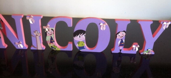 Letras em mdf personalizadas tema Show da Luna