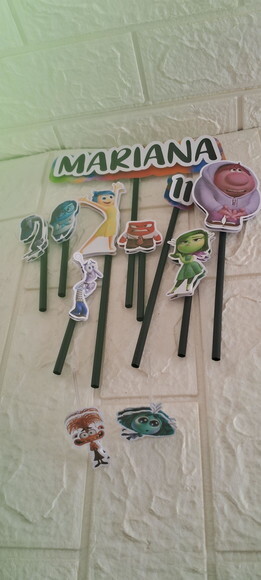 Topo de Bolo Divertidamente