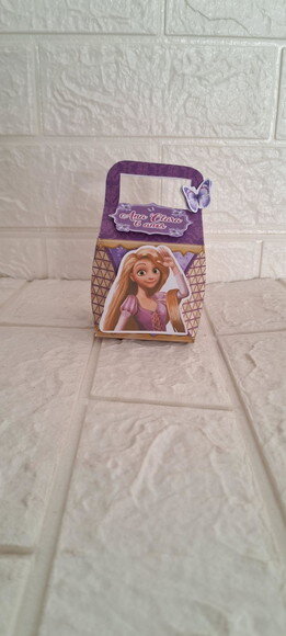 Lembrancinha Rapunzel Enrolados Caixa Cubo