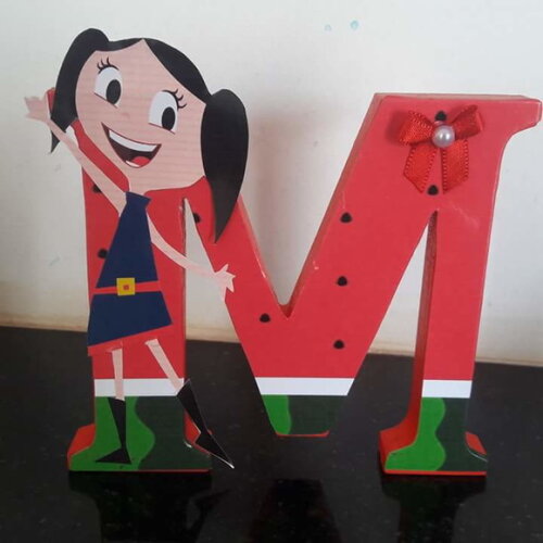 Letras em mdf personalizadas tema Show da Luna