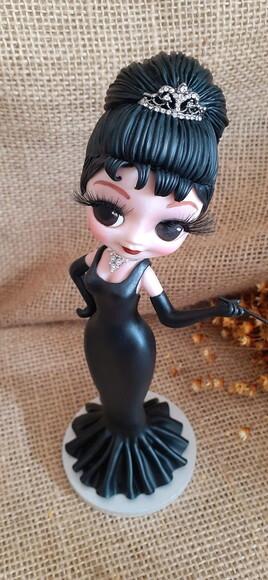 Boneca Colecionável Audrey Hepburn