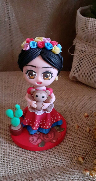 Boneca Frida Kahlo Chibi