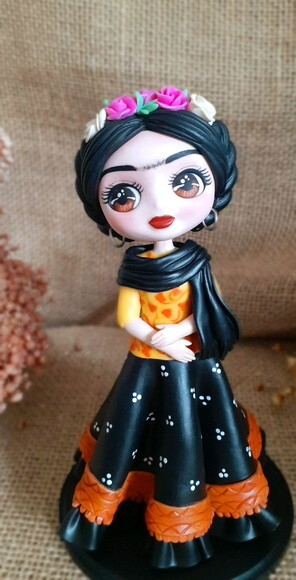 Frida Kahlo boneca colecionável