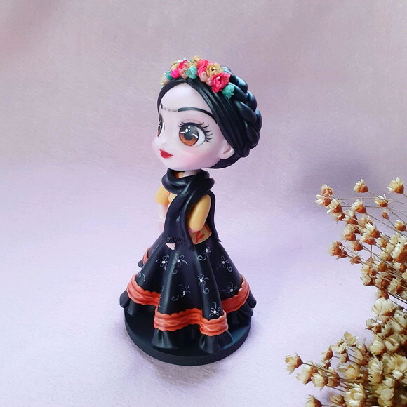 Frida Kahlo em biscuit