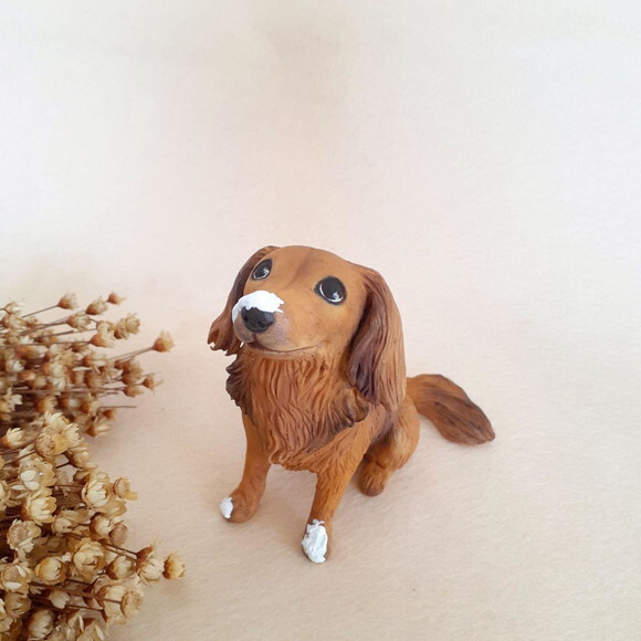 Miniatura de Cachorro em Biscuit para Bolo de Casamento