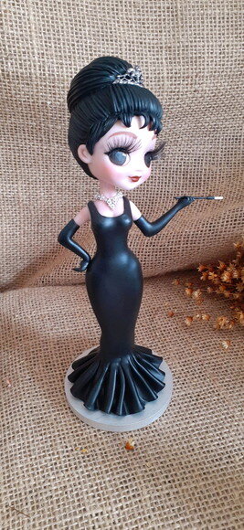 Boneca Colecionável Audrey Hepburn
