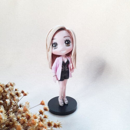 Boneca personalizada em biscuit