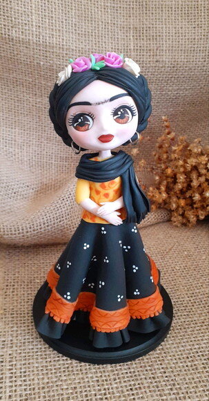 Frida Kahlo boneca colecionável