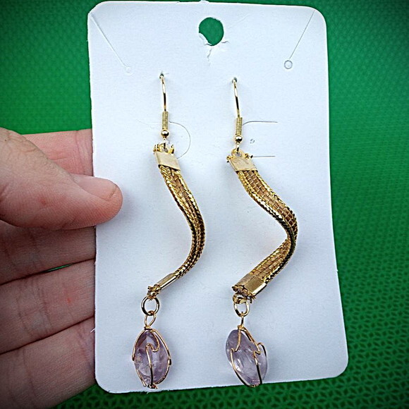 Brinco Capim Dourado Pedra Ametista, Artesanal