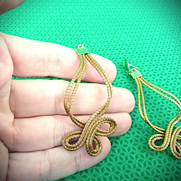 Brinco Capim Dourado Trevo, Artesanal