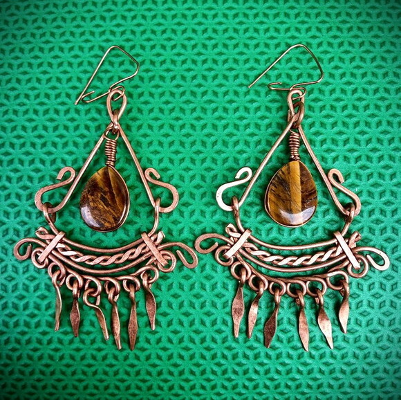 Brinco Filigrana, Cobre, Artesanal, Olho de Tigre