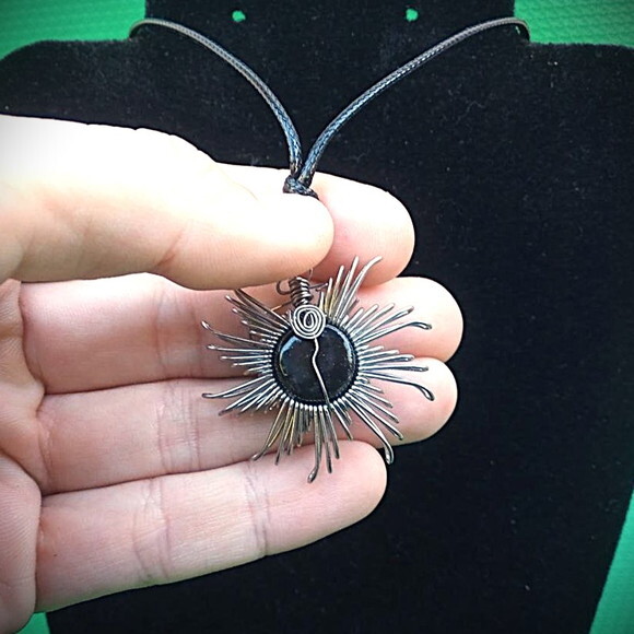 Colar Mandala Espiral Aço Inox Pedra Natural