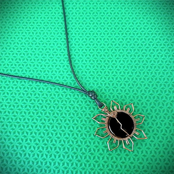 Colar Mandala Flor em Cobre