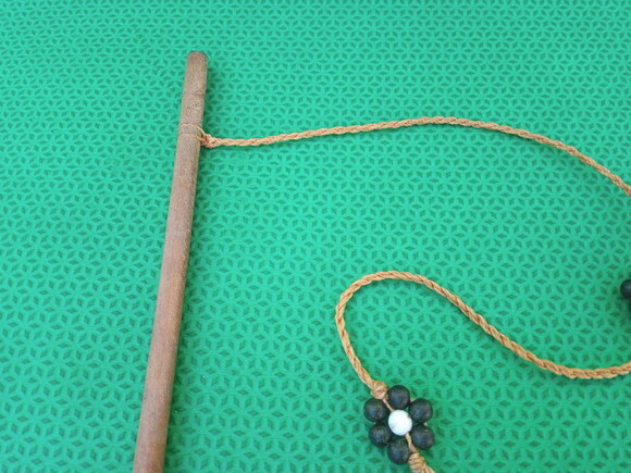 Palito de Cabelo com Tererê Pena Verde, Artesanal