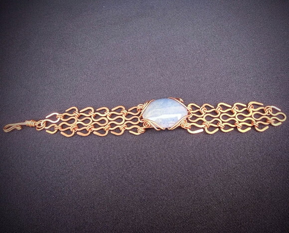 Pulseira Caminho da Lua com Pedra Sodalita, Artesanal, Cobre