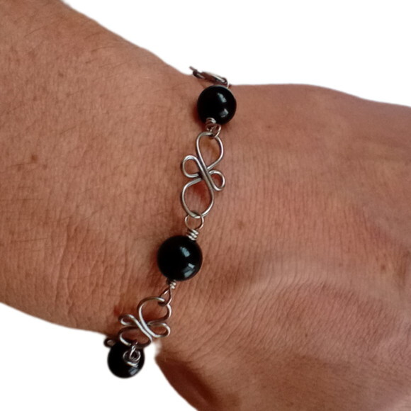 Pulseiras de Aço com Pedras Esféricas, Variedades.