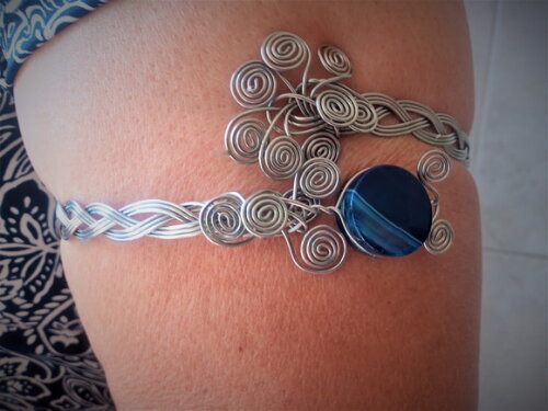 Bracelete em Aço Inox com Agatha Azul