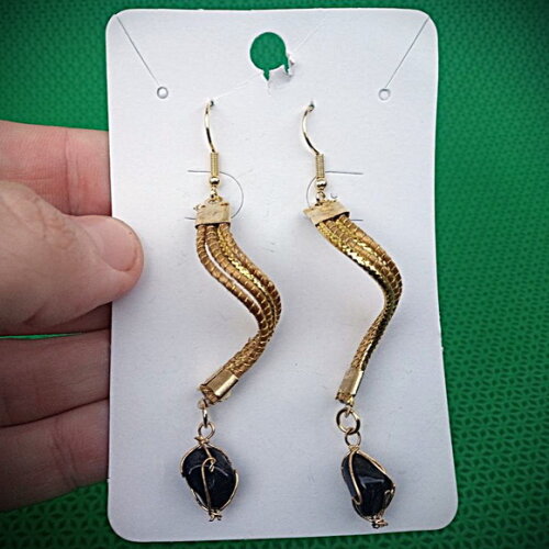 Brinco Capim Dourado Pedra Ônix, Artesanal