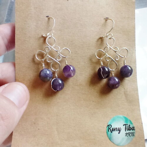 Brinco Trevo Prata 950 com Ametista