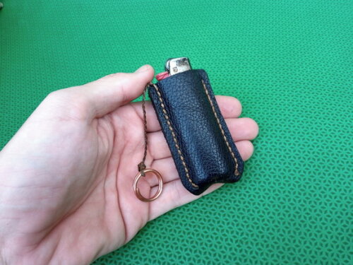 Capinha de Isqueiro Feita em Couro