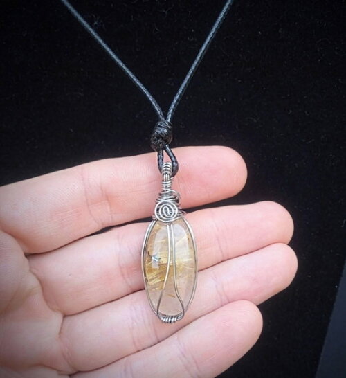 Colar de Pedra Quartzo Rutilado Dourado Natural