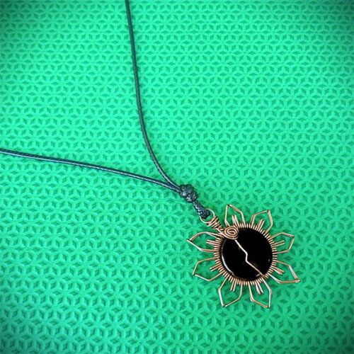 Colar Mandala Flor em Cobre