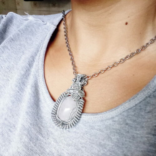 Colar Pingente Wire Wrap Quartzo Branco