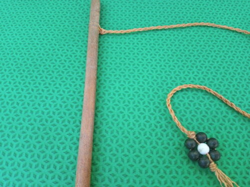 Palito de Cabelo com Tererê Pena Verde, Artesanal