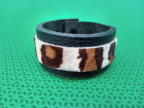 Pulseira de Couro Artesanal Tingida
