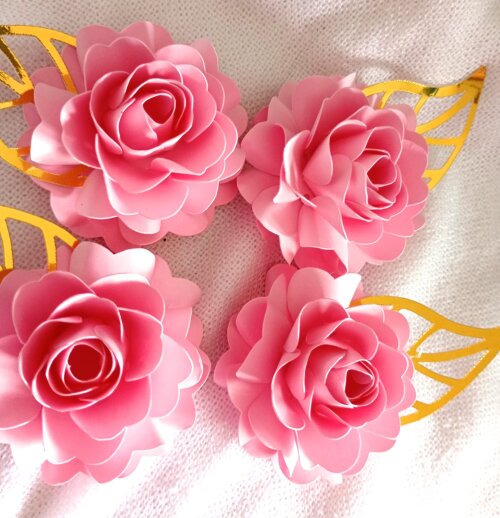 Flor de Papel para Topo de Bolo - PCT com 4 unidades