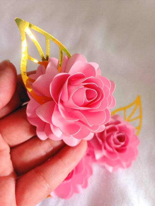 Flor de Papel para Topo de Bolo - PCT com 4 unidades