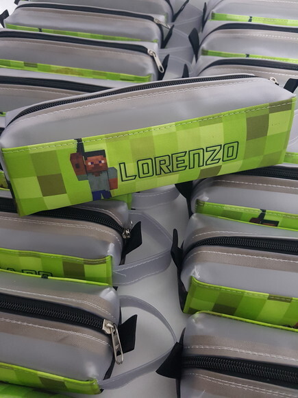 Estojo Box com visor