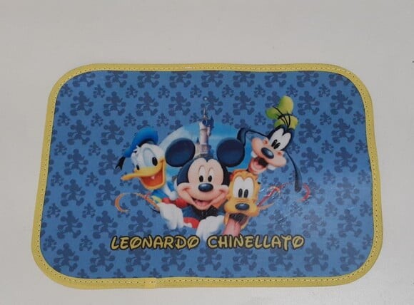 Jogo americano infantil Mickey