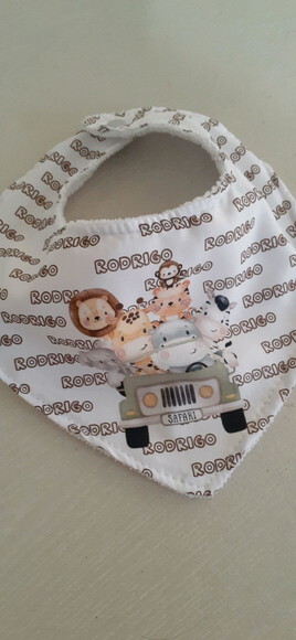 Kit babador e fraldinhas - safari baby