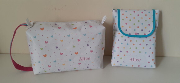 Kit higiene baby - necessaire G + porta fraldas e lenço