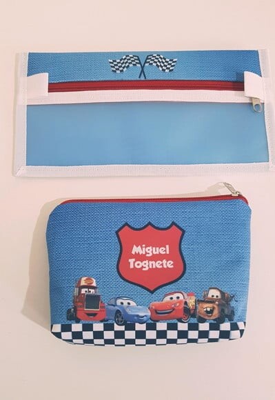 Kit necessaire e estojo de higiene