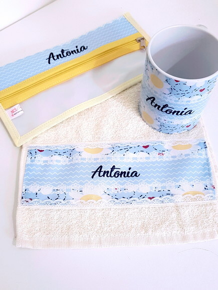 Kit Necessaire e toalha de mão Flores