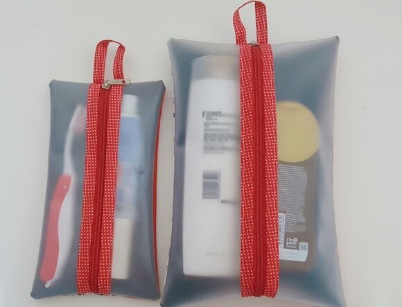 kit necessaire impermeável - itens de higiene pessoal