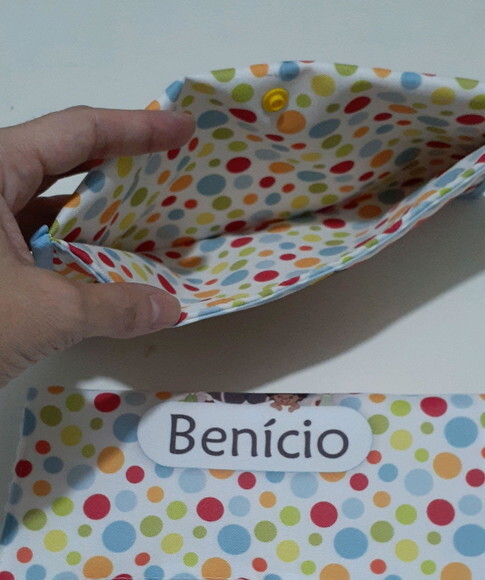 Kit Necessaire para itens de higiene com toalha - mundo Bita