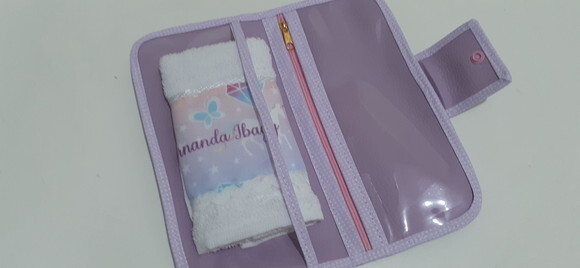 Necessaire para kit higiene com toalha
