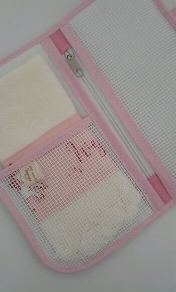 Necessaire para kit higiene com toalha