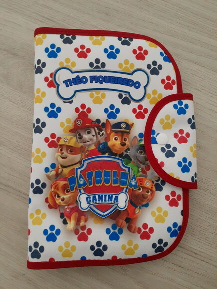 Necessaire para kit higiene com toalha
