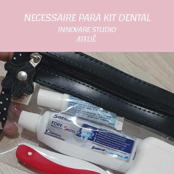 Necessaire porta escova de dente - Mickey e Minnie