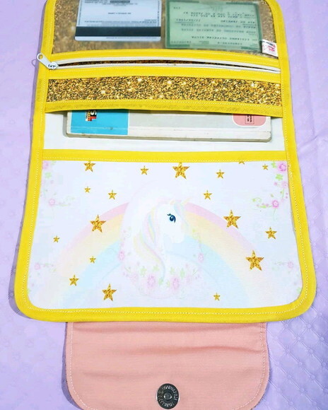 PORTA DOCUMENTOS INFANTIL