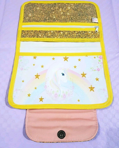 PORTA DOCUMENTOS INFANTIL
