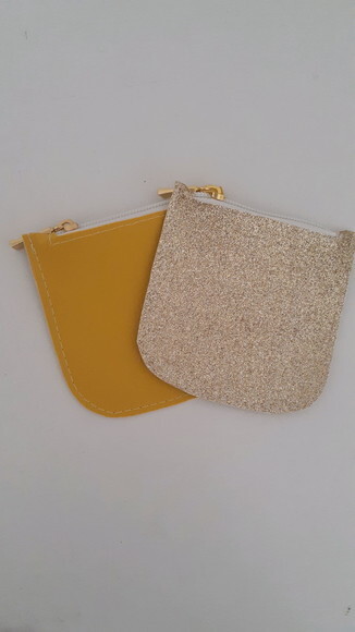 Porta moedas em sintético