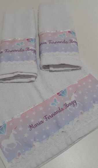 Toalha de mão personalizada Unicórnio